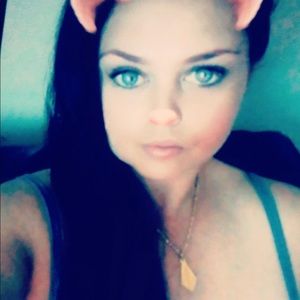 Meet your Posher, Sherry